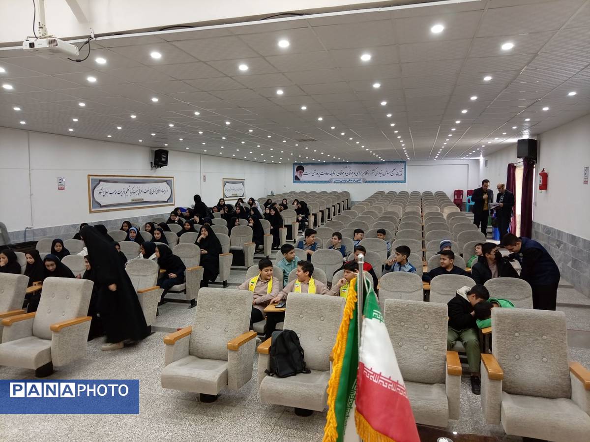 دومین جلسه هم اندیشی خبرنگاران پانا خلیل آباد