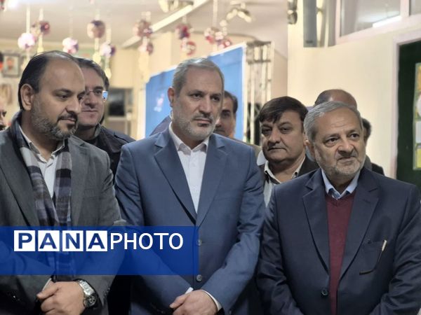 صدای انقلاب طنین انداز شد