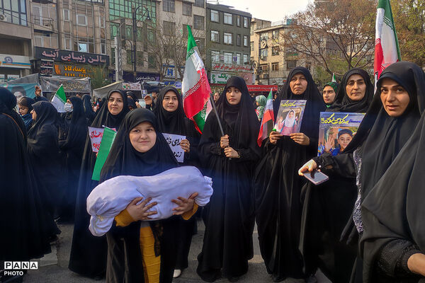 تجمع بزرگ هم‌عهدی‌ نوجوانان با رهبری معظم انقلاب اسلامی