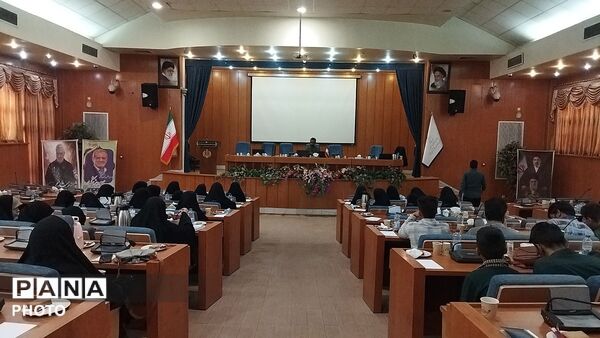 دوره آموزشی خبرنگاری و خبر نویسی در فرمانداری نیشابور 
