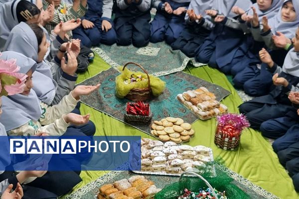 مدرسه شهدای ایران تایر2 میزبان شادی‌های صاحب زمان (عج)