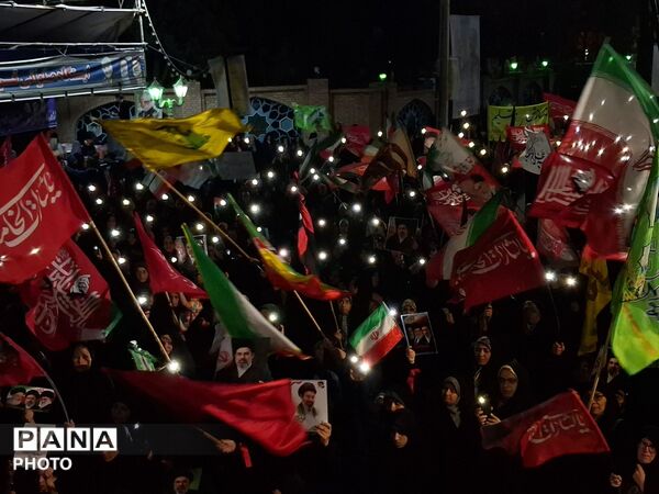 مراسم جشن میلاد حضرت ولی عصر در خیابان