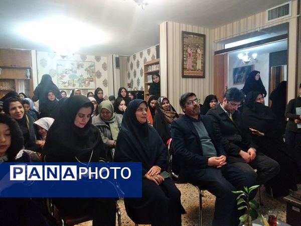 اختتامیه پویش مادرانه در کانون 15 خرداد