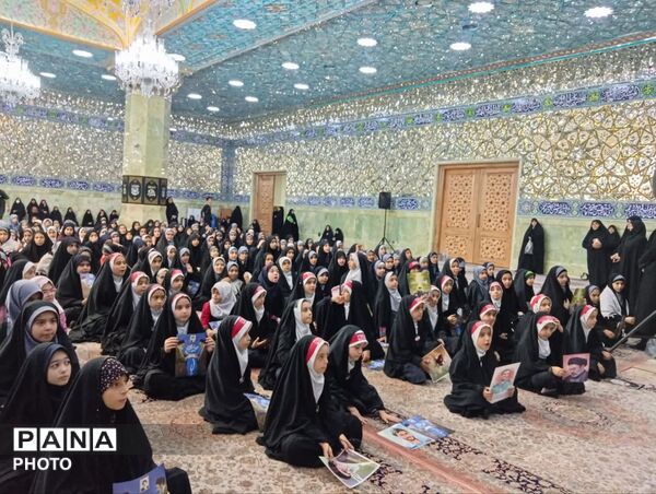 همخوانی سرود «باید برخاست» در قم