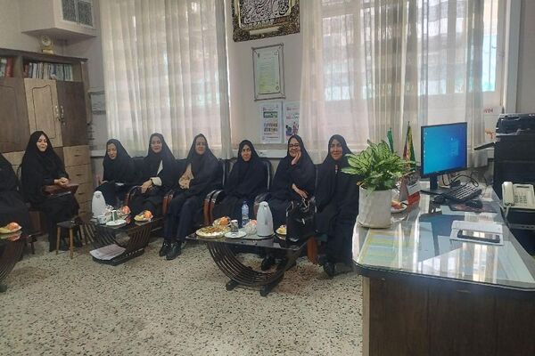تجربه‌گردانی مدرسه شاهد شهدای وحدت در مشهد