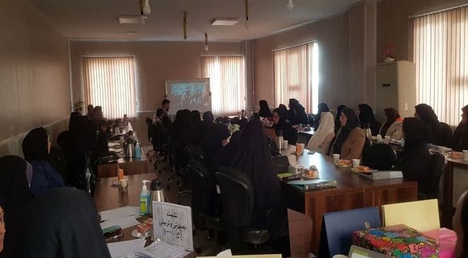 گردهمایی مربیان پرورشی با حضور امام جمعه رودهن 