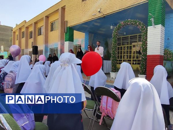 جشن شکوفه ها در مدارس شهرستان قدس، آغاز طلایی و شیرین  سال تحصیلی