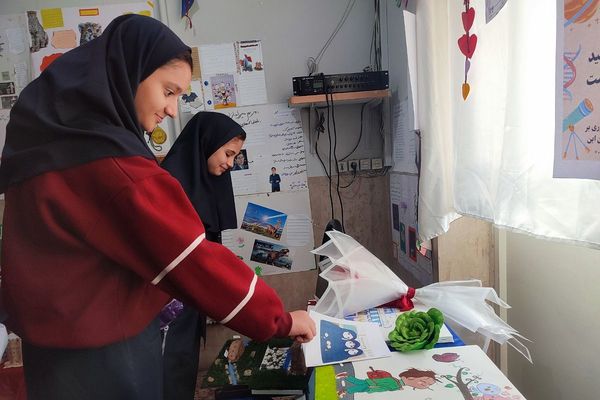 هفته پژوهش در مدرسه شهید معظم شهرستان قدس