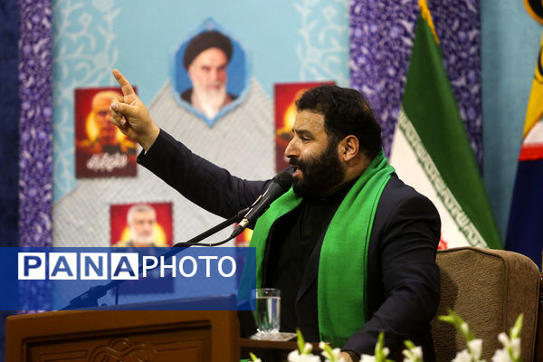 وداع مردم قم با پیکرهای مطهر 6 شهید حمله ناجوانمردانه رژیم صهیونیستی 