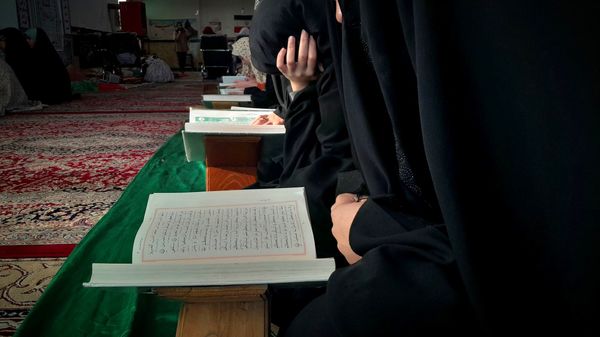 خلوتی در مسجد برای شنیدن صدای قلب و نزدیکی به پروردگار