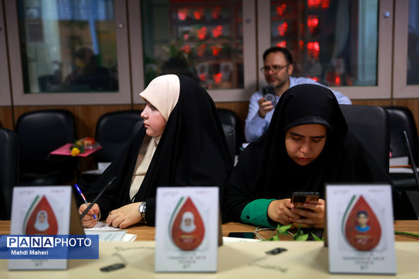 نشست خبری « فصلی از رویش جوانه‌ها»