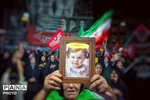 قدس؛ میعادگاه جان‌فدایان ایران نمایشی از صلابت و غیرت مردمی درتجمعات شبانه