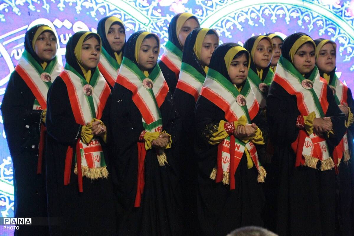 پیشوا در قاب اجتماع شبانه