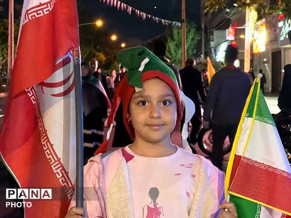صدای الله اکبر طنین آواز خیابان‌های کرج 
