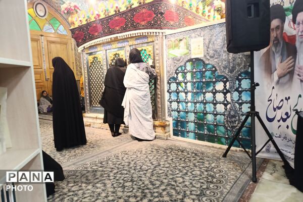 تجدید میثاق خبرنگاران پانا در کنار مزار فرزند امام رضا (ع)