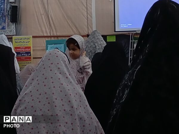 از پیر تا کودک در نماز جمعه نیشابور حضور دارند-۲