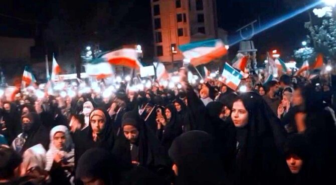 تجدید میثاق مردم زرند با آرمان‌های رهبر شهید