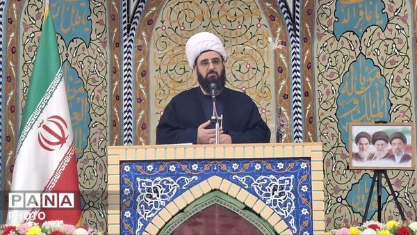 برگزاری باشکوه نماز جمعه فامنین با حضور مردم ولایتمدار 