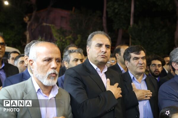 جلوه‌گری ارادت حیدری غدیرخم در غرفه آموزش و پرورش تبریز