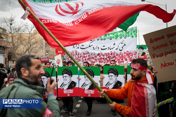 راهپیمایی ۲۲ بهمن در تهران