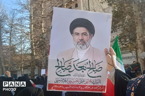 دست خدا بر سر ماست خامنه ای رهبر ماست 