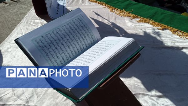 جشن دهه ی فجر در دبیرستان میرزا جعفر سروقد