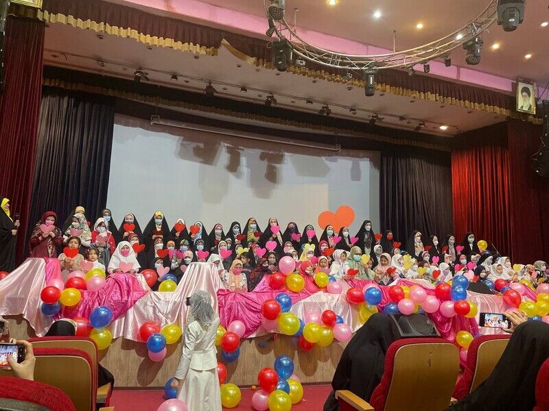 ولادت حضرت زهرا (س) فرصتی برای اهمیت دادن به جایگاه مادر در تربیت نسل آینده است