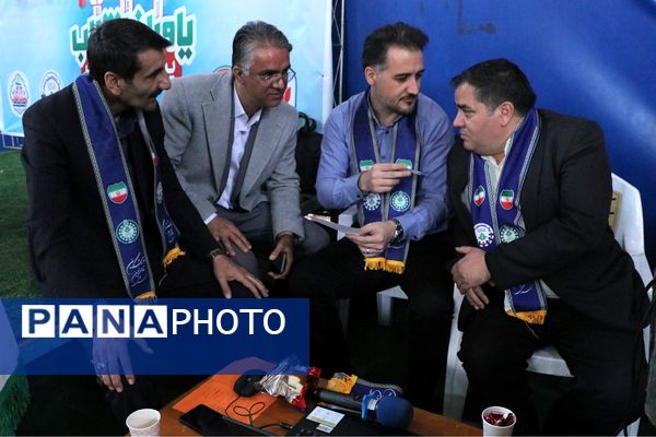 همایش «یاوران انقلاب» در بهارستان‌دو