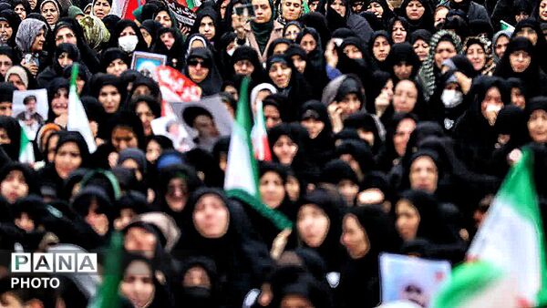 تجمع مشکین‌دشتی‌های شهیدپرور در پی دفاع از ایران 