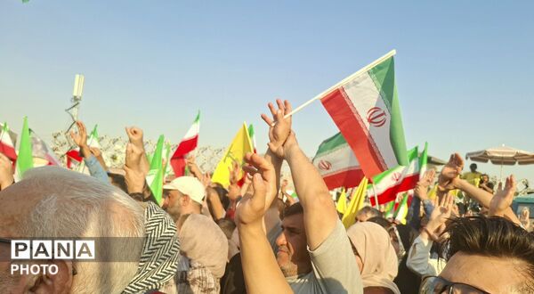 تجدید بیعت میلیونی مردم با رهبری در جشنی باشکوه به مناسبت عید غدیر