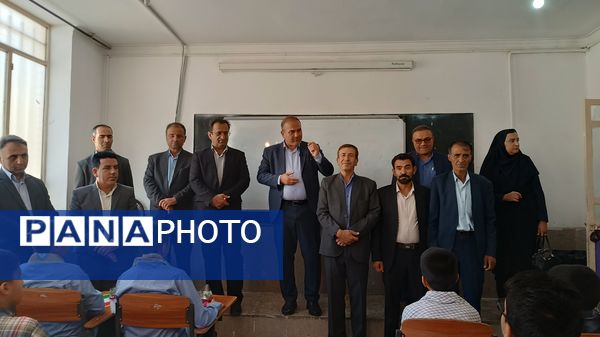 همزمان با سراسر کشور زنگ جوانه‌ها در یاسوج به صدا در آمد