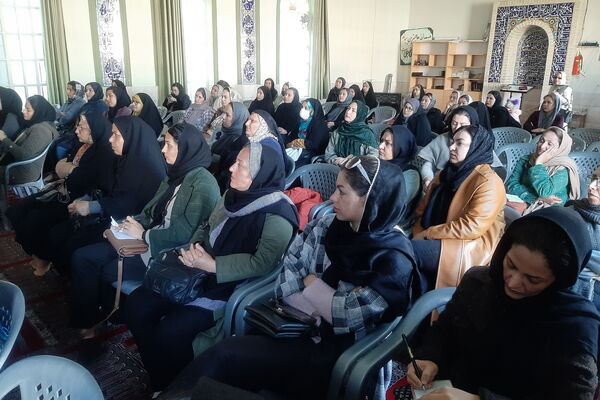 دومین جلسه آموزش خانواده در دبیرستان پویش