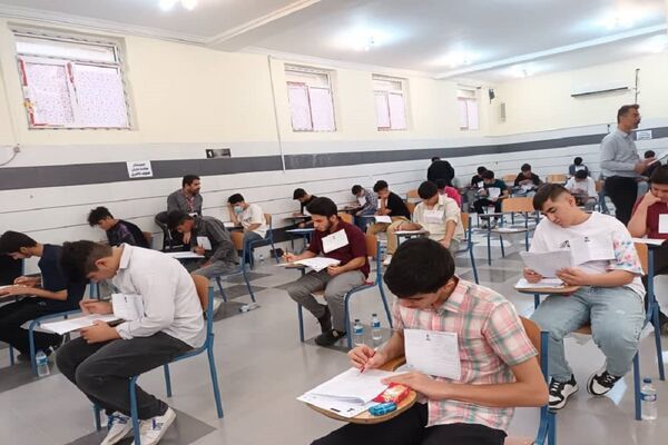 آزمون تکمیل ظرفیت پایه دهم مدارس استعدادهای درخشان در بهبهان