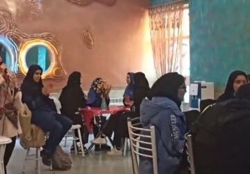 کافه دخترانه در کانون امام خمینی(ره) شهرکرد
