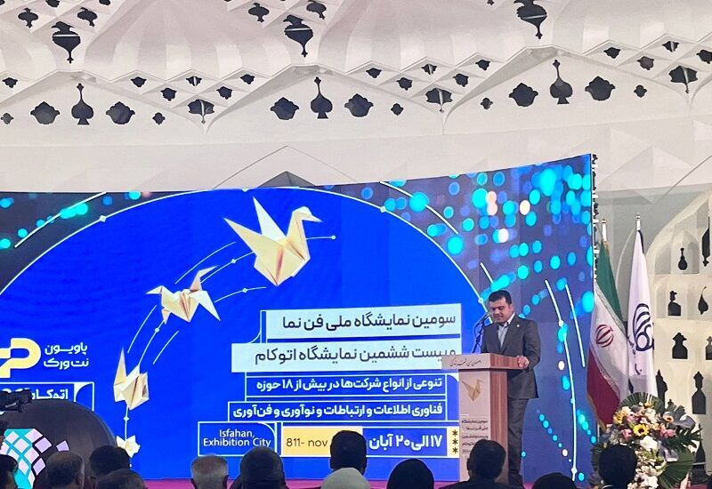 معاون رئیس جمهور: صنعتگر ایرانی باید فناور محور باشد