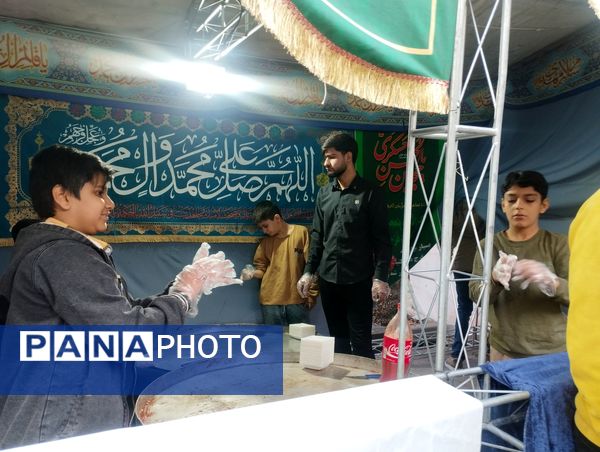 جشن بزرگ خیمه الانتظار در خیابان انتظار