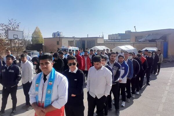 مانور سراسری زلزله در دبیرستان شهید محمدجواد باهنر دماوند