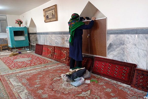 غبارروبی مساجد و استقبال از ماه پر برکت رمضان در شهر بار
