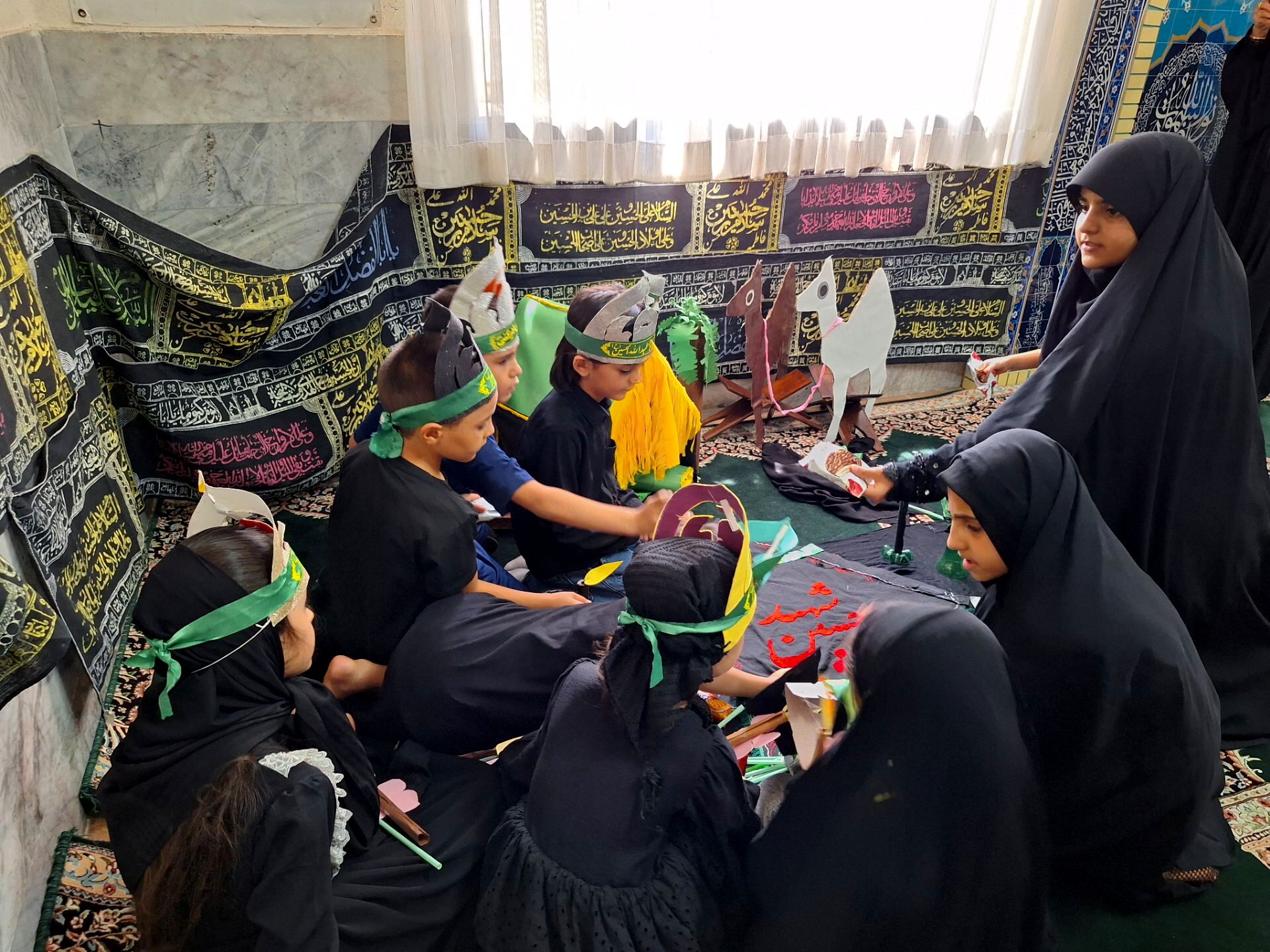 نوآموزان قرآنی دارالقرآن امام علی(ع) در سوگ شهادت حضرت رقیه 