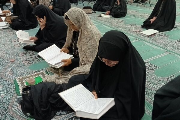 عطر ندبه در مسجد کاووسیه صاحب‌الزمان؛ زمزمه‌هایی که دل‌ها را روشن کرد