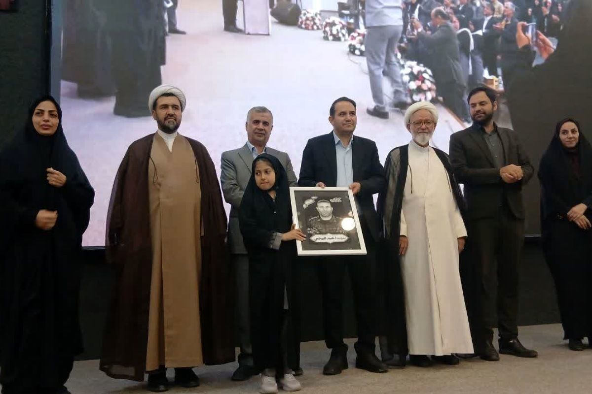 برگزاری جلسه ی پیوند انجمن اولیا ومربیان در اسلامشهر