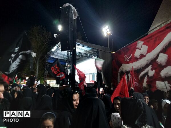 میدان بیعت دانش‌آموزان با سیدالشهدای انقلاب