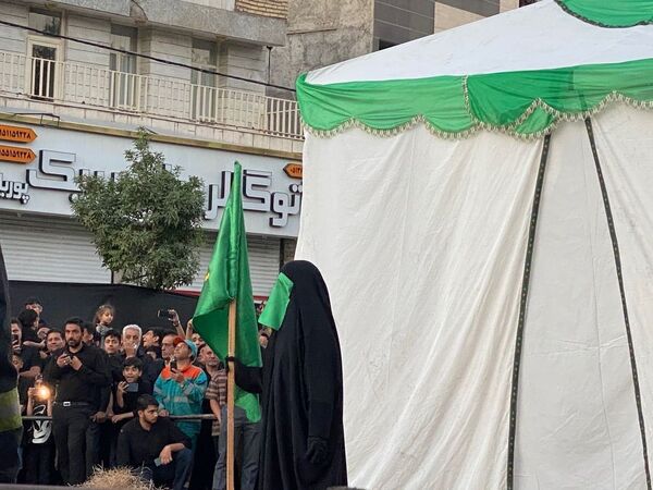 روضه مصور روز عاشورا همراه با مراسم خیمه‌سوزان در مشهد 