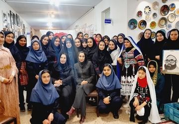 برگزاری نشست ادبی دانش آموزان منطقه کهریزک در پژوهش سرای کاوش