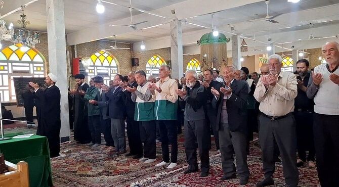 حضور پرشور مردم در نماز جمعه بنادکوک دیزه