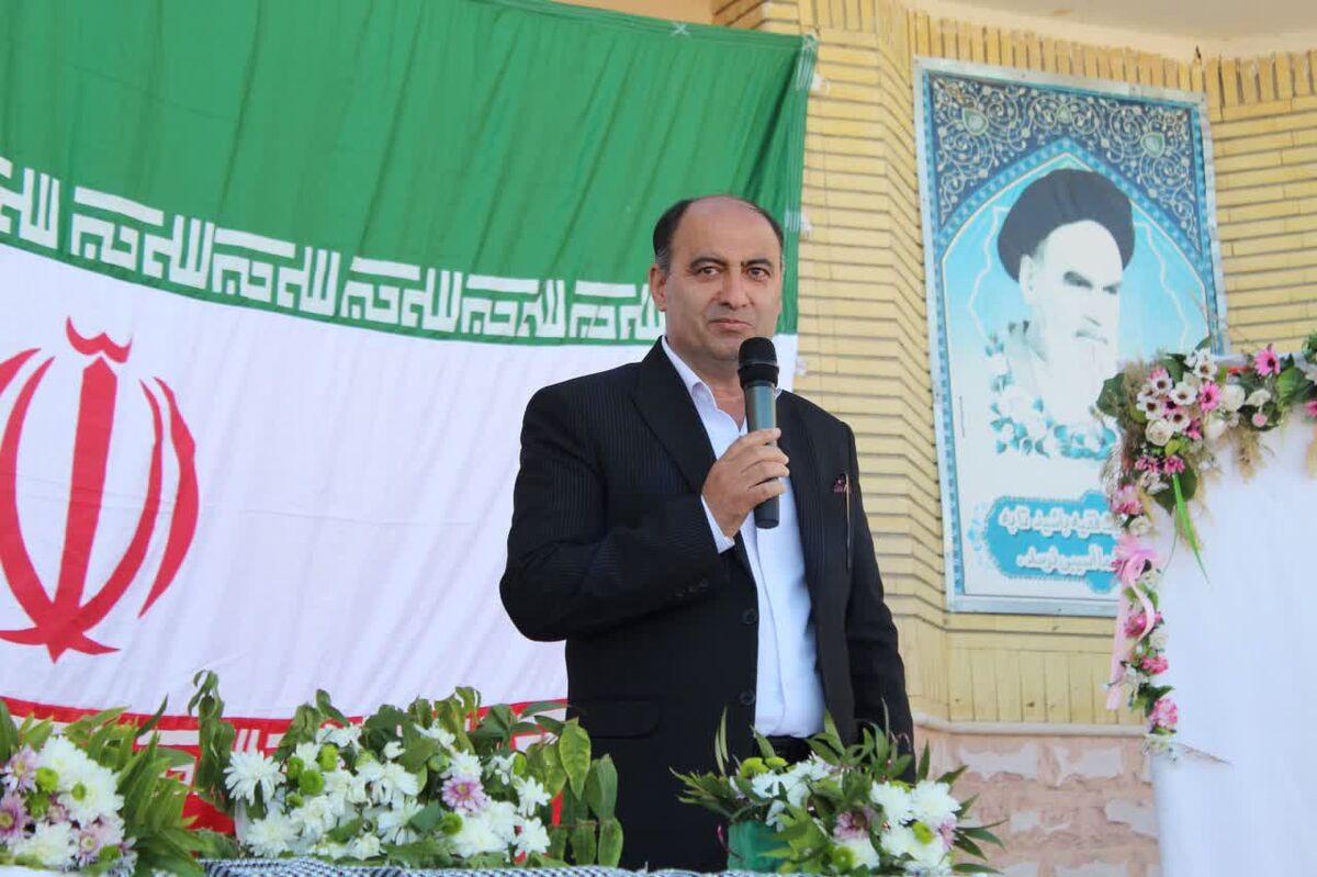  دانش‌آموزان امروز ادامه‌دهندگان مسیر بزرگان علمی و فرهنگی ایران هستند