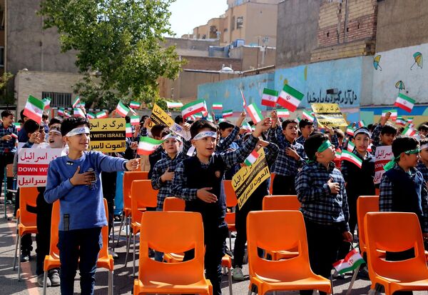 جشن عاطفه‌ها، جشن شکوفه زدن درختان احساس و مهربانی 