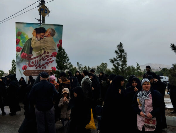 مراسم بزرگداشت شهدای خدمت با حضور نوجوانان انقلابی
