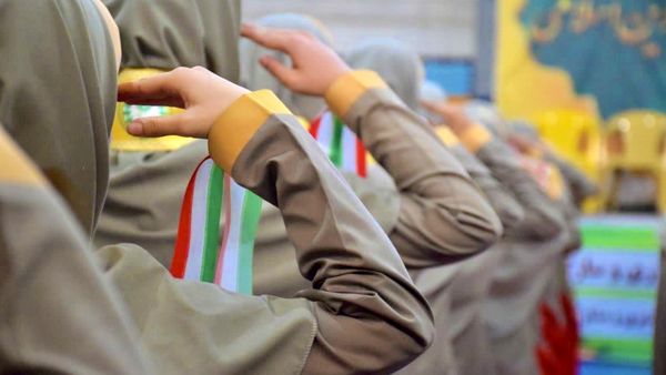 درخشش یاوران مقاومت، دختران انقلاب، در شهرستان شازند استان مرکزی