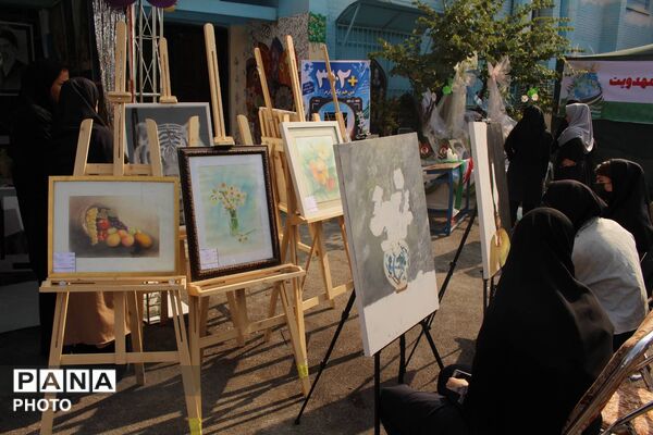 هنر دانش‌آموزان بهارستان یک در نگاه مسئولان